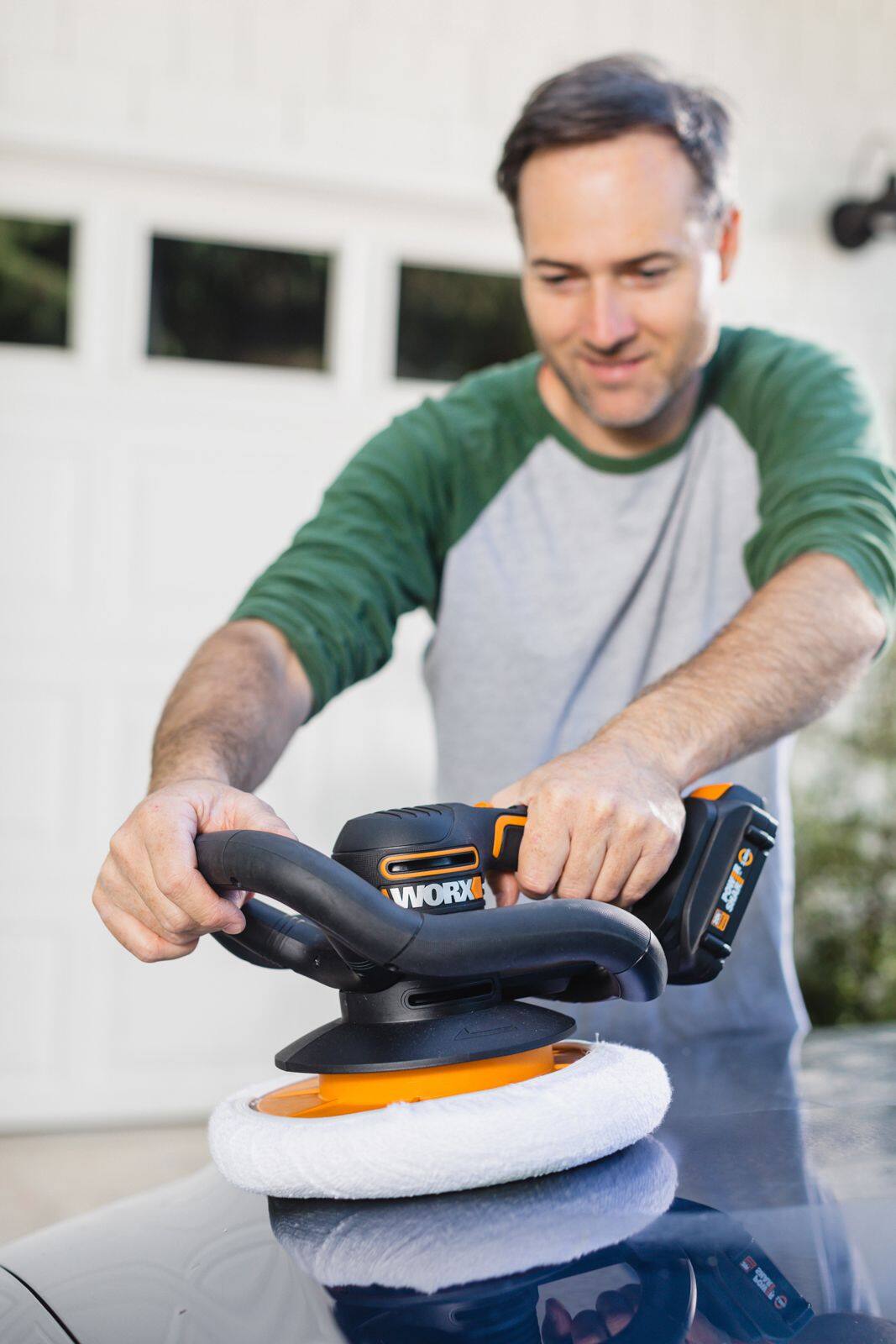 WORX WX856L 20V Brushed Cordless Polisher 10 in Canadian Tire