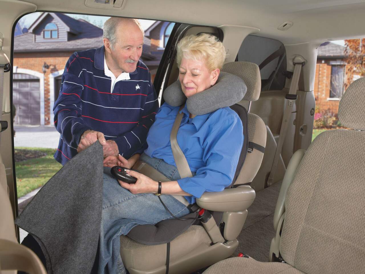 Canadian tire neck online pillow