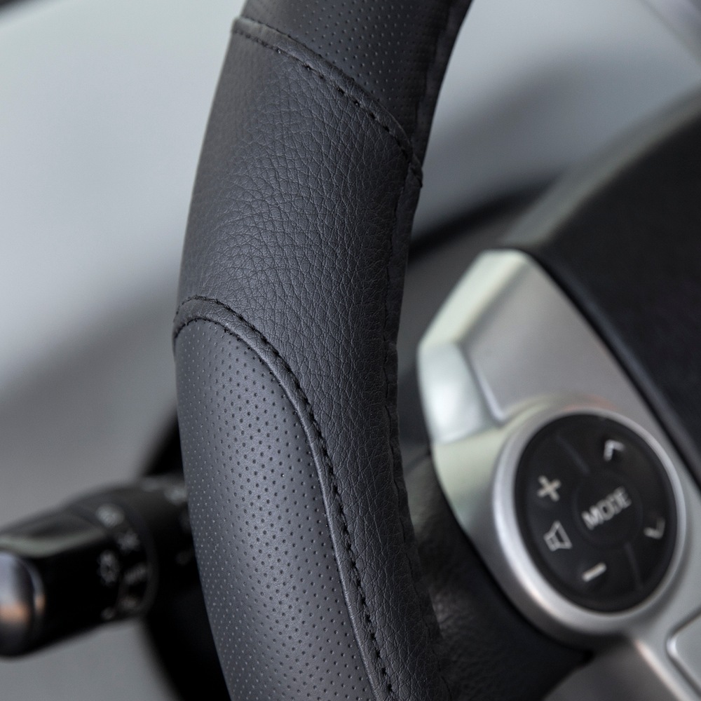 Pilot Faux Leather Microban AntiMicrobial Steering Wheel Cover Canadian Tire