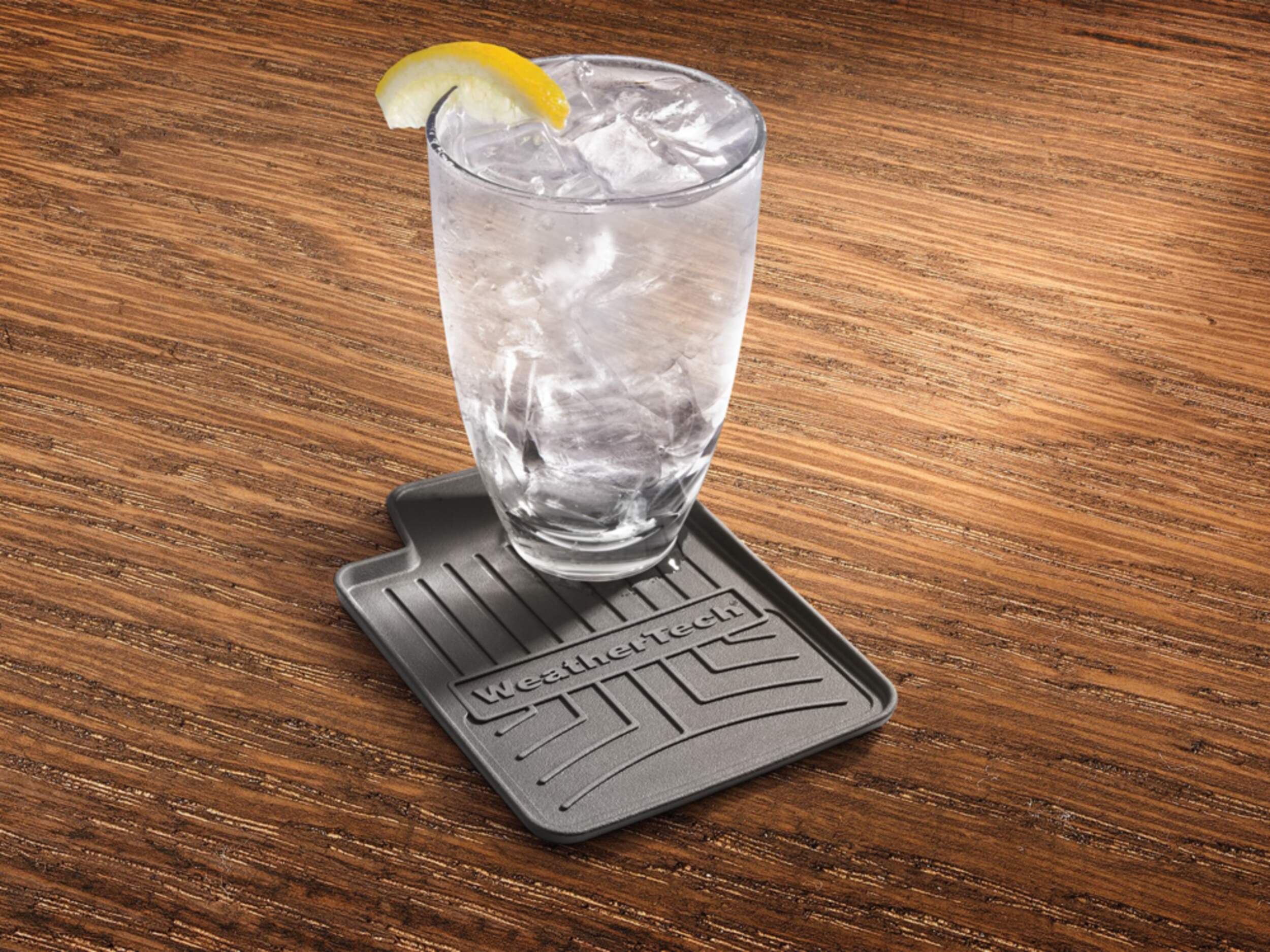 Sous-verre WeatherTech FloorLiner, paq. 4 Overhead_Plunge