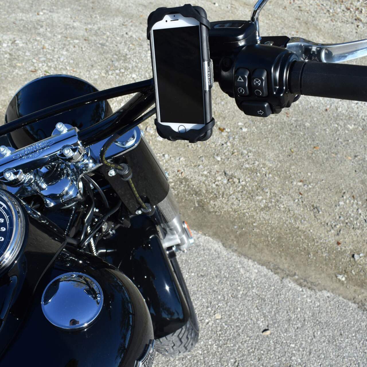 Scosche MBM2SMI MagicMount Magnetic Bike & Motorcycle Handlebar Phone Holder