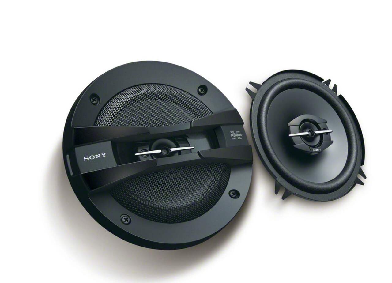 Sony 230W Speakers 5.25 in