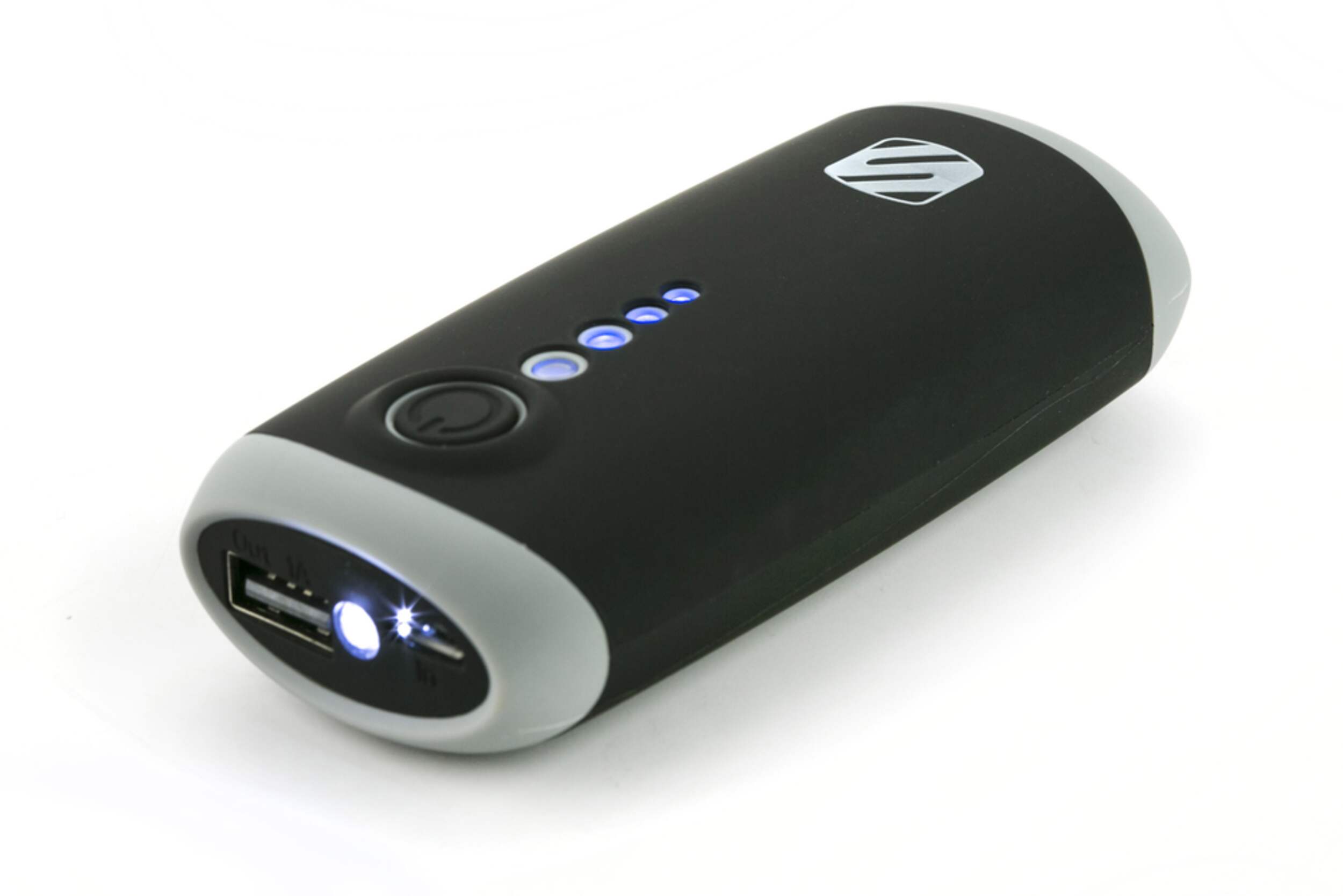 Scosche Portable 4400mAh Power Bank Overhead_Plunge