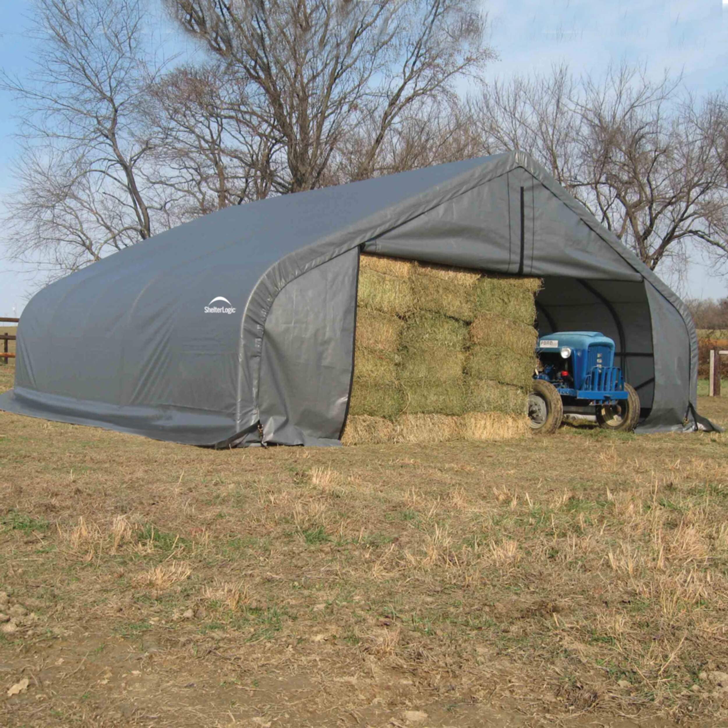 Abri à toit pointu ShelterLogic, 22 x 20 x 11 pi, vert Front_Angled_Right