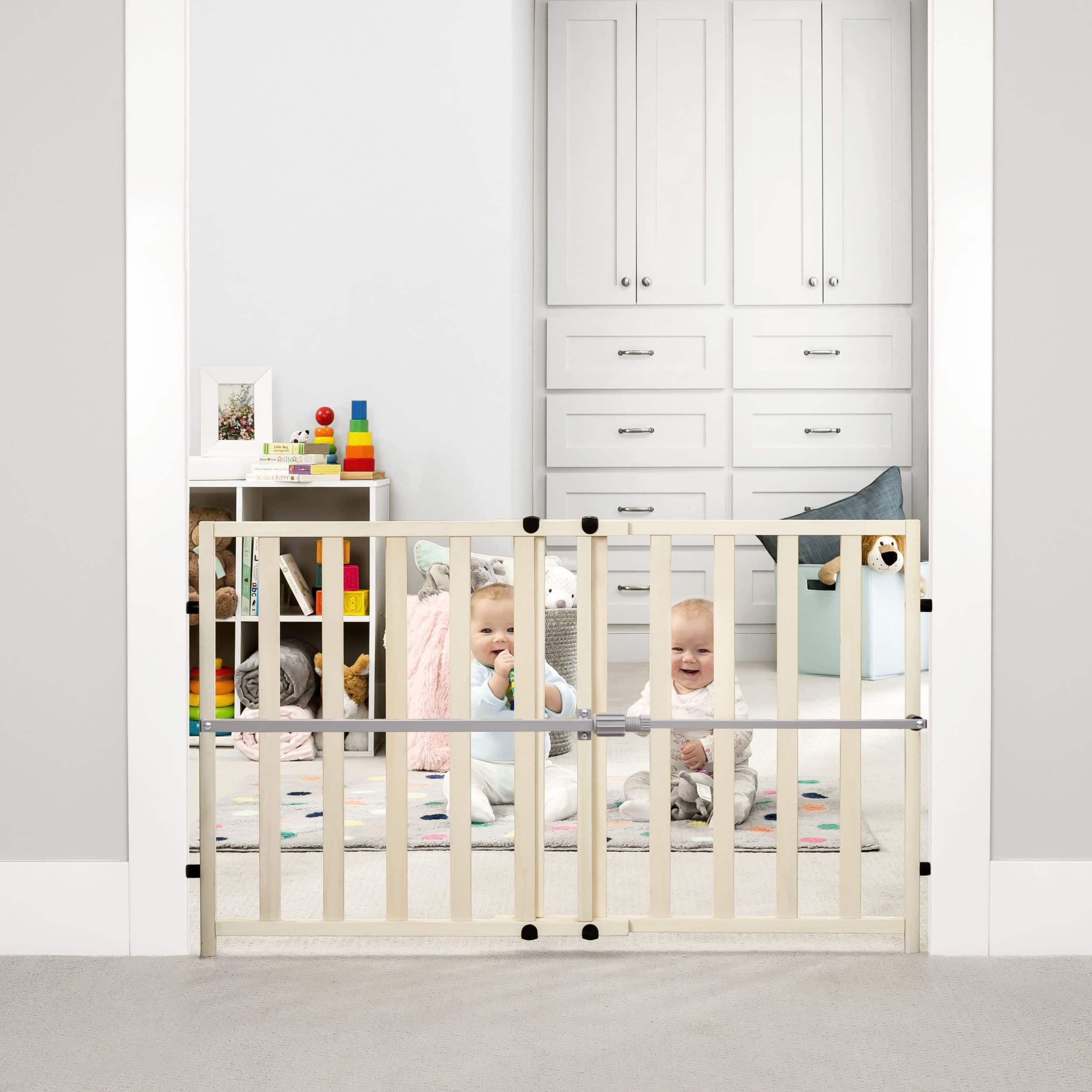 Regalo wooden cheap baby gate