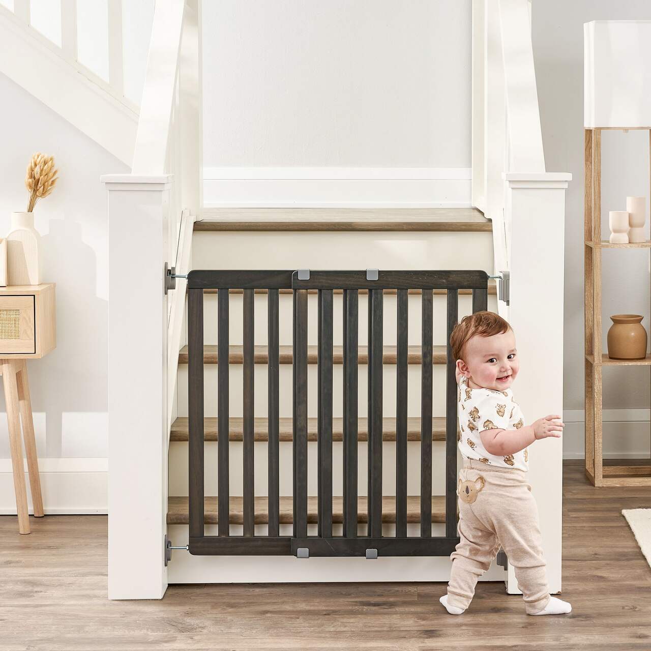 Barrière de sécurité en bois polyvalente pour bébé extensible 28,3 '' 48 ''  72-122 cm Barrières d'escalier en bois sécurisées pour bébé -  Canada