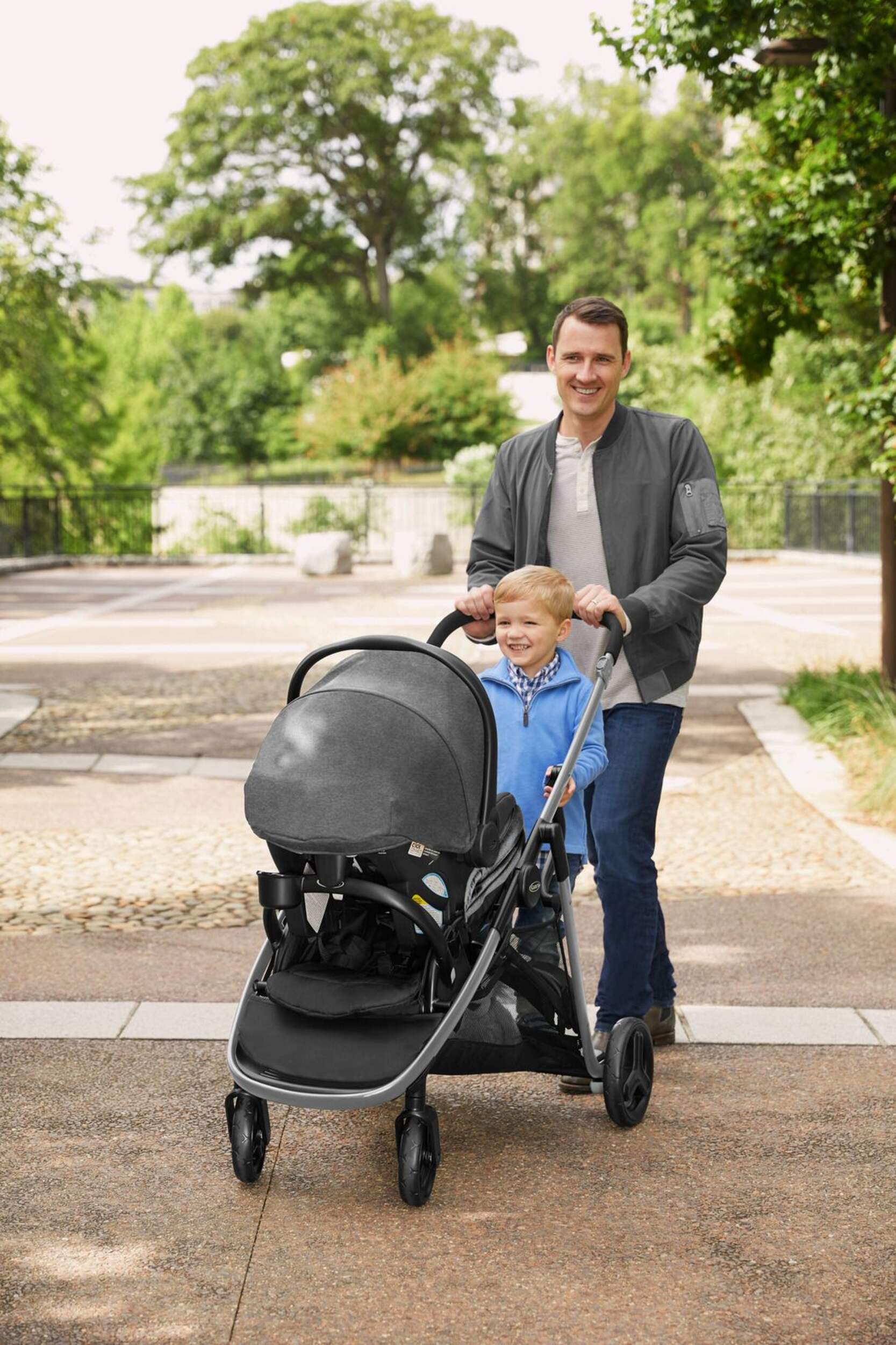 Graco Ready2Grow 2.0 Double Stroller, Foldable and Lightweight Baby