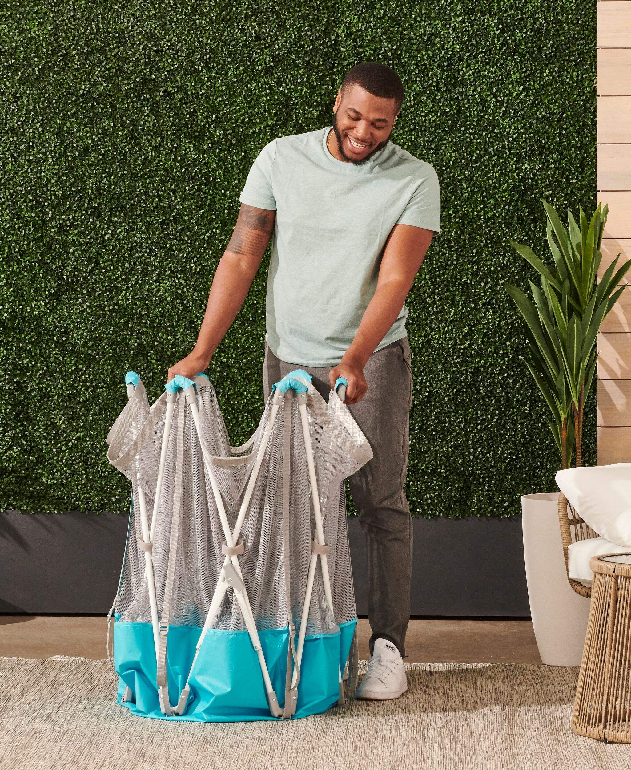 Regalo 6Panel My Play Portable Play Yard Canadian Tire