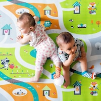 Bblüv Mülti Miles Playmat Overhead_Flat