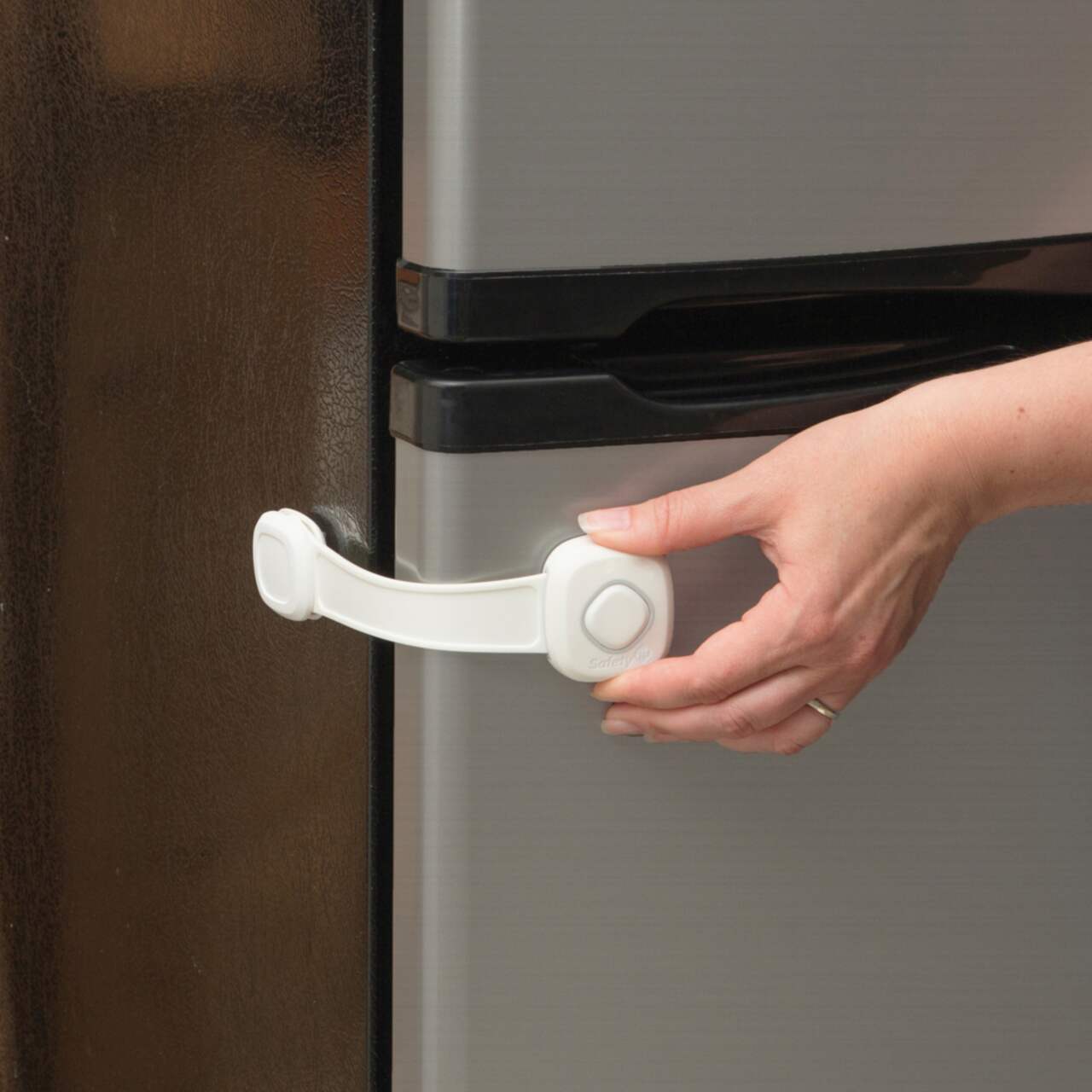 Safety first fridge cheap lock