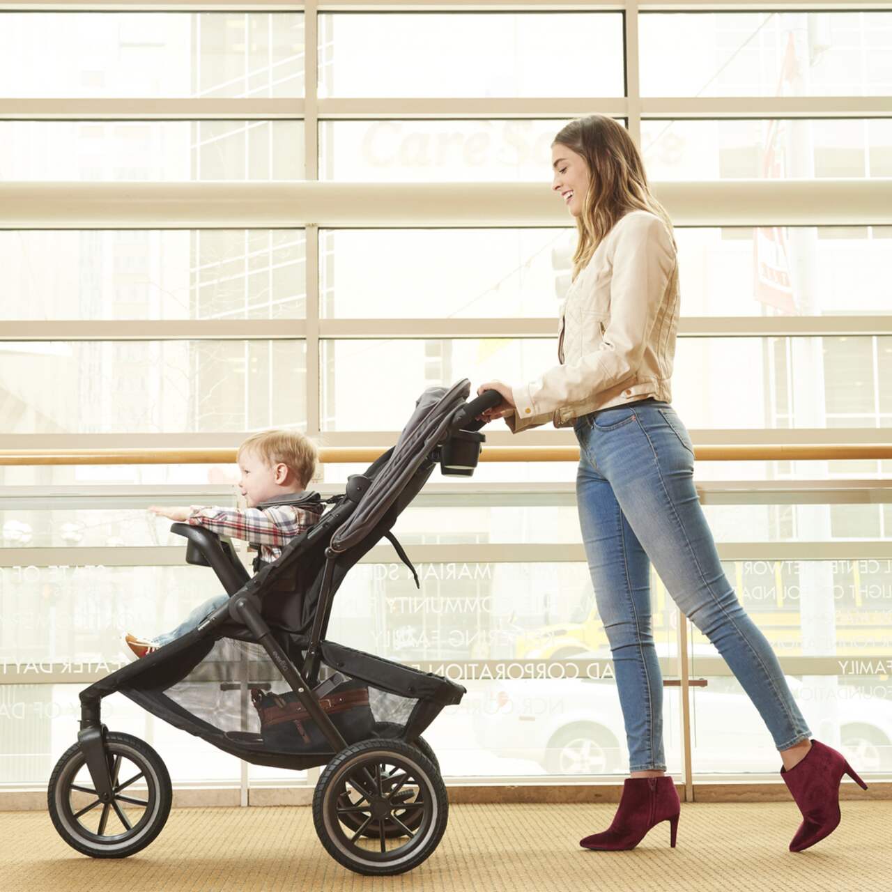 How to close evenflo folio on sale stroller