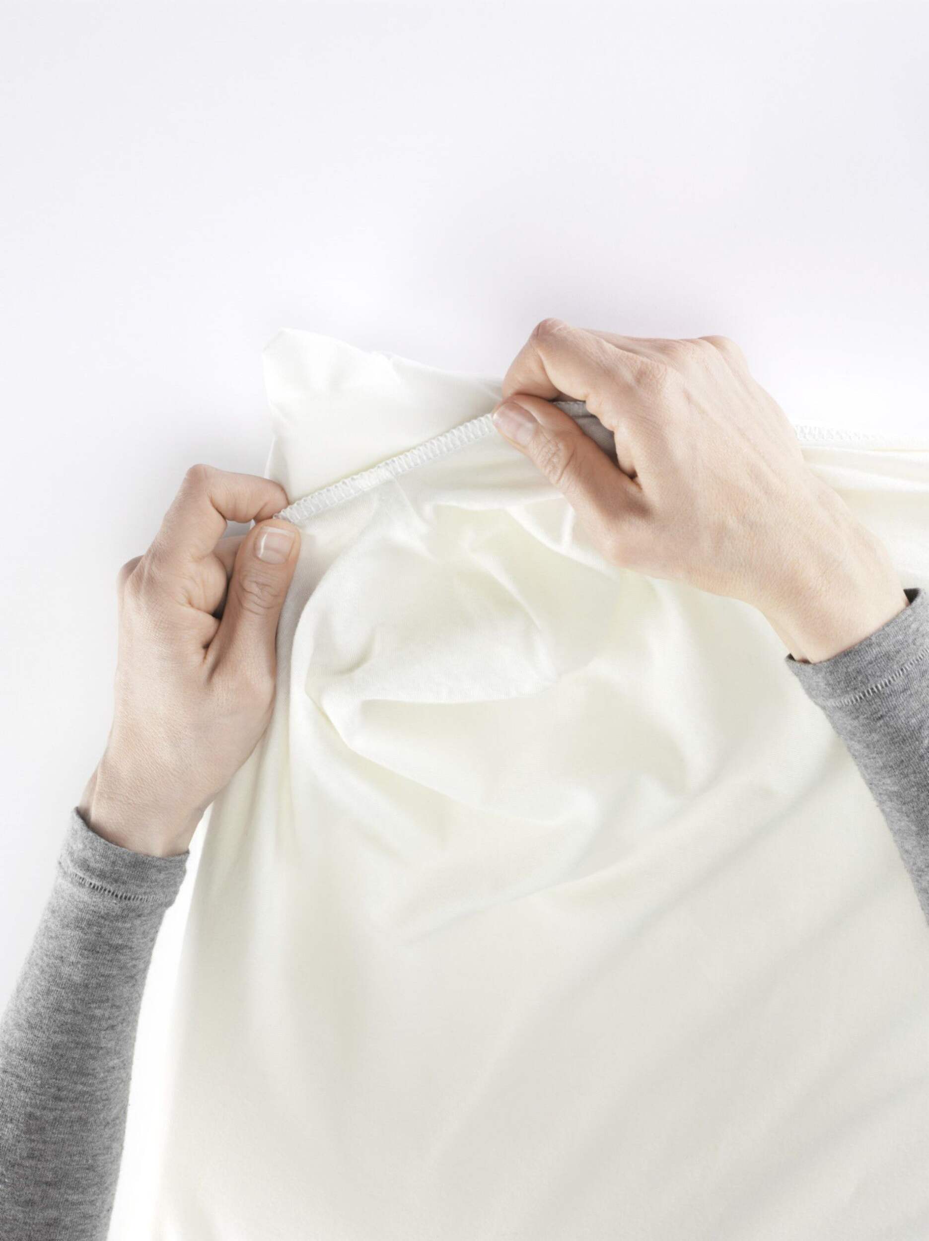 BabyBjorn Playard Fitted Sheet, White Organic Canadian Tire