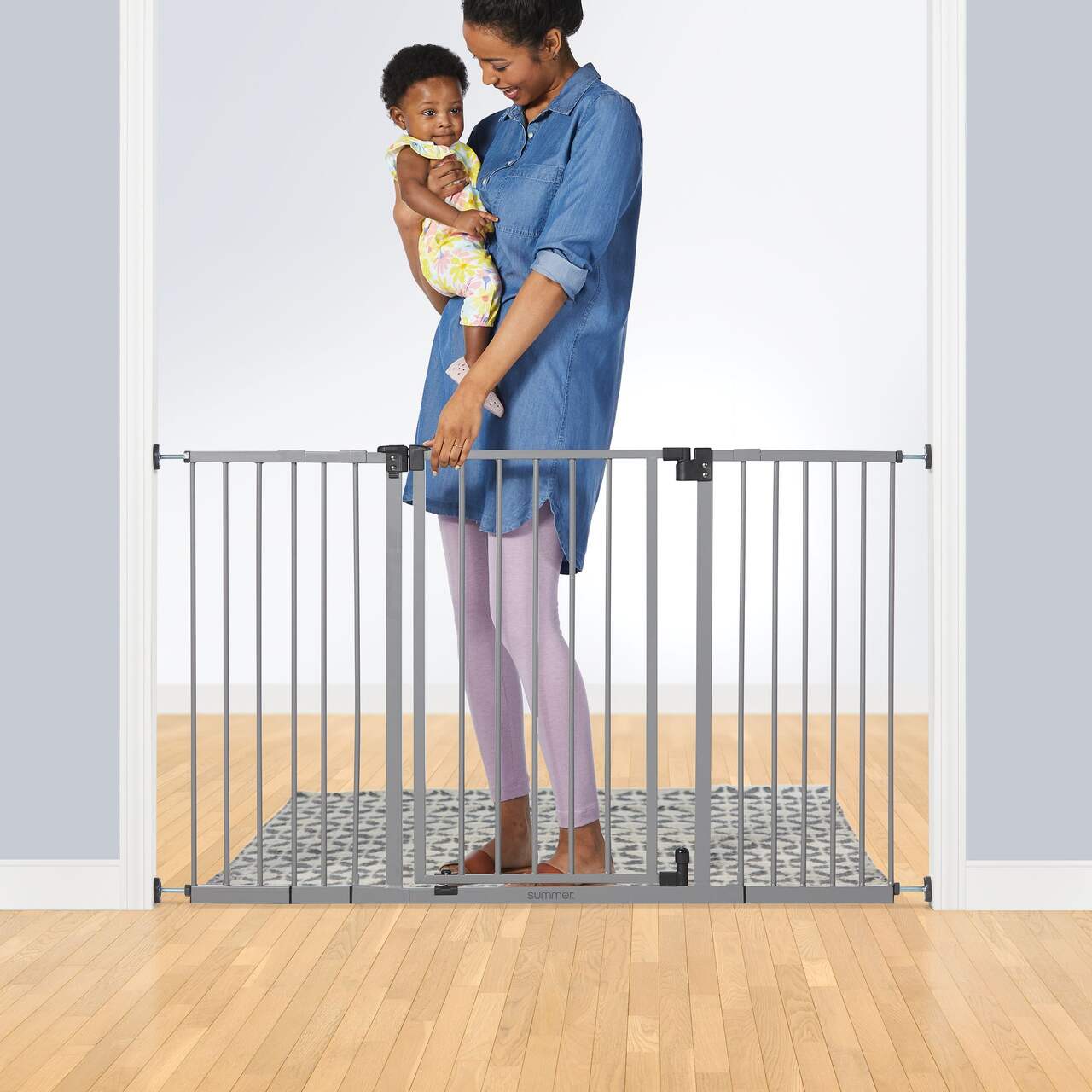 Summer Infant Extra Tall & Wide Safety Pet and Baby Gate, 29.5-53 Wide,  38 Tall, Pressure or Hardware Mounted, Install on Wall or Banister in