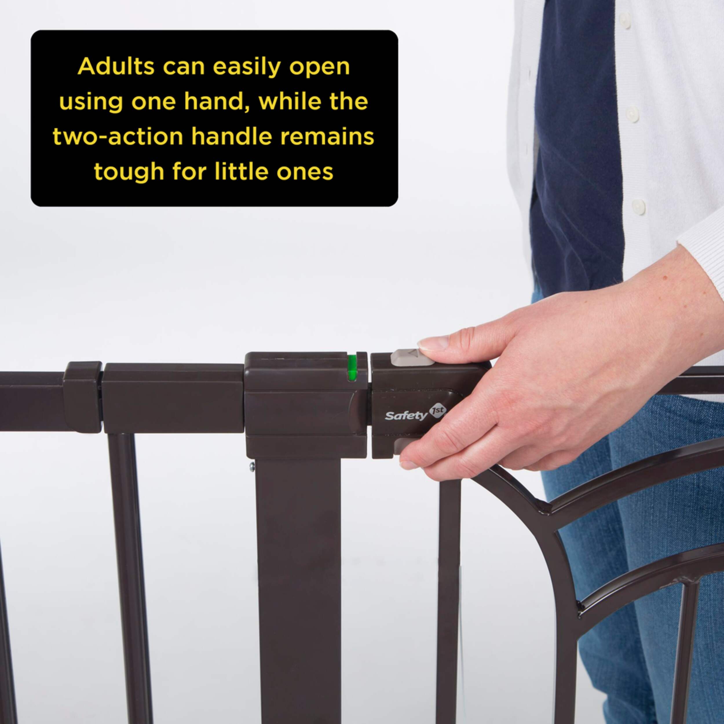 Safety 1st Easy Install Tall & Wide Walk Thru Baby Gate Canadian Tire