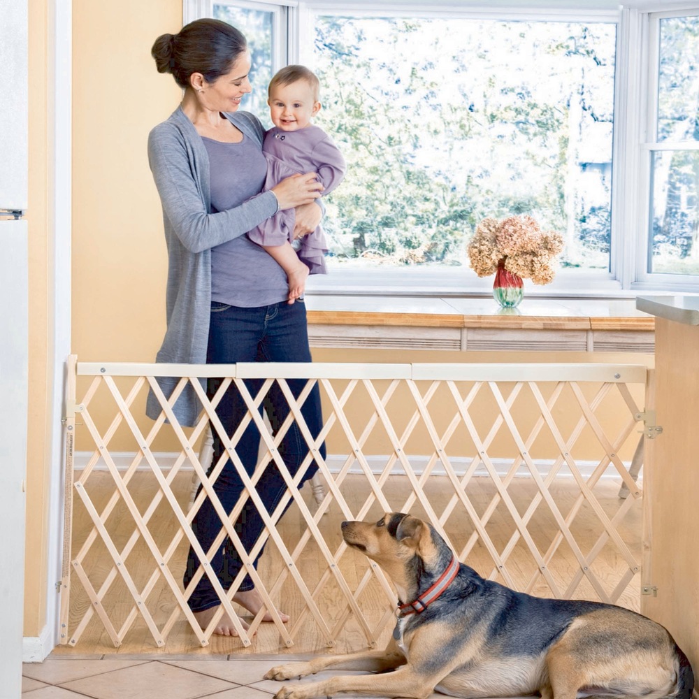 Evenflo Expansion WalkThru Room Divider Baby Gate, Natural Wood