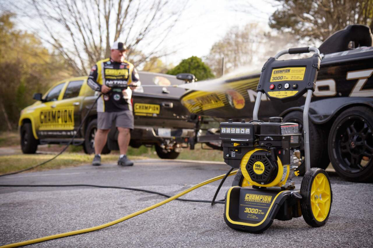 Champion 2600 outlet psi pressure washer