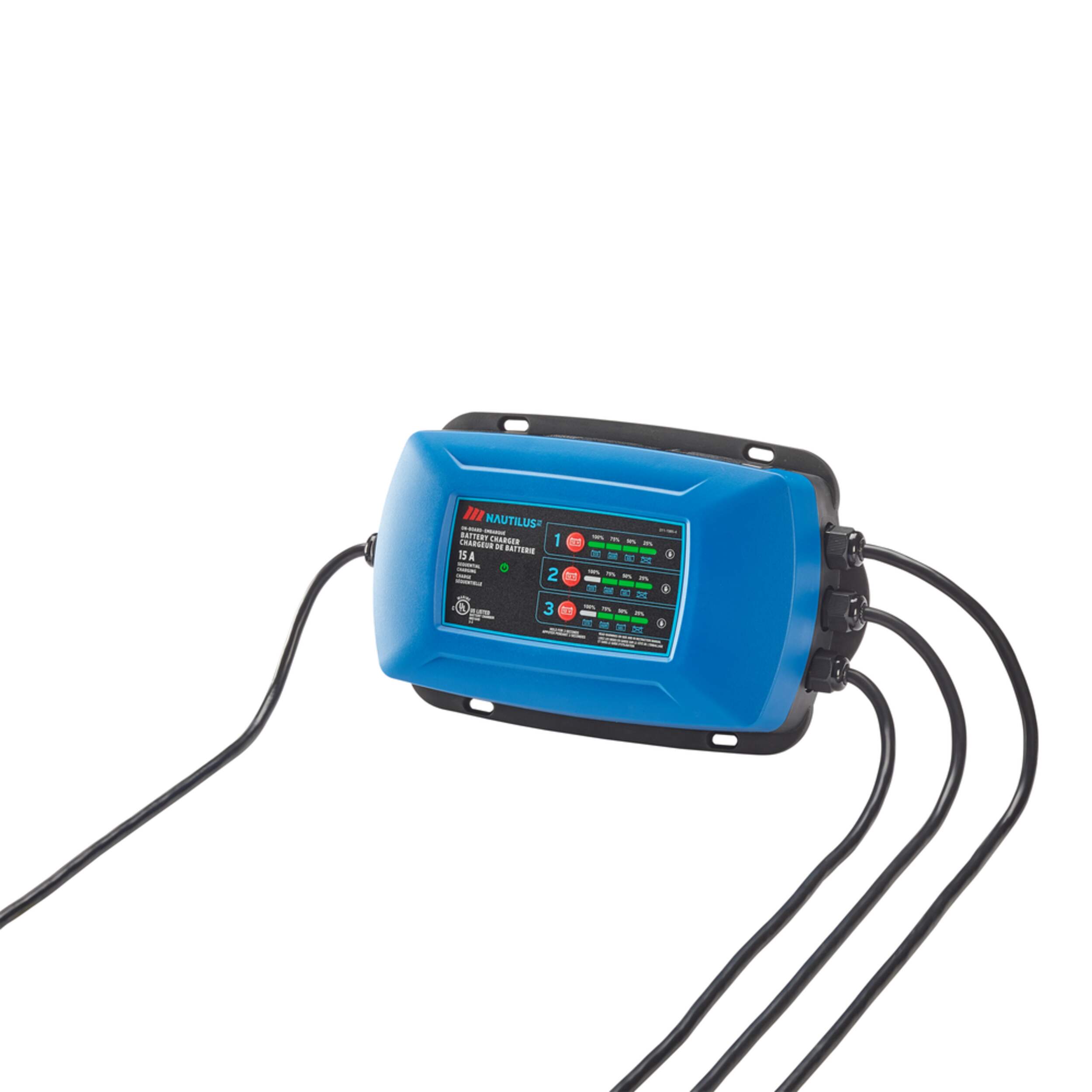 MotoMaster Nautilus 3Bank Onboard Smart Battery Charger/Maintainer