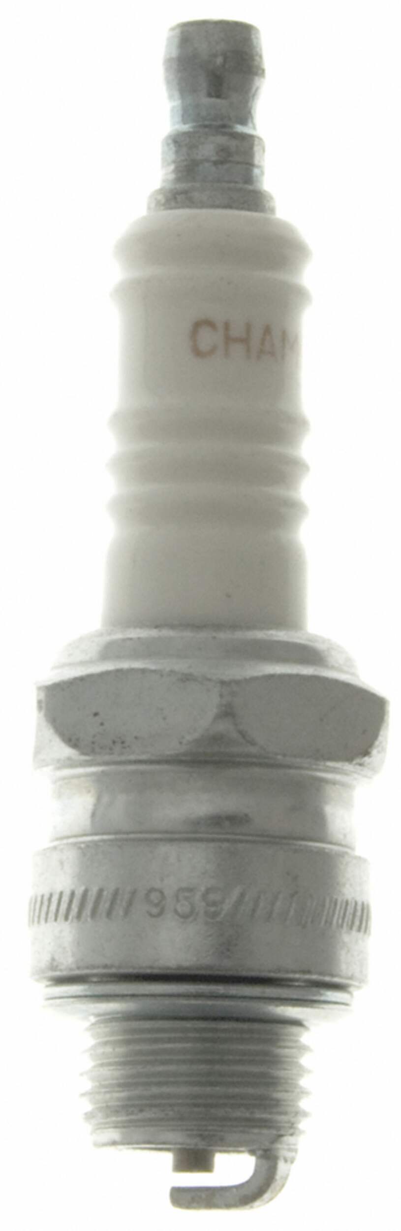 Champion 823 J6C Spark Plug Front_Flat