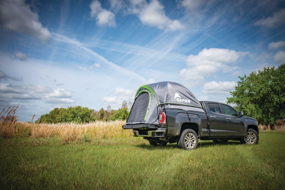  Lot de 4 filets de rangement pour camping-car - Solutions de  rangement pour voiture, camionnette, sac de rangement en maille avec cadre  en plastique et vis pour caravane, camping-car