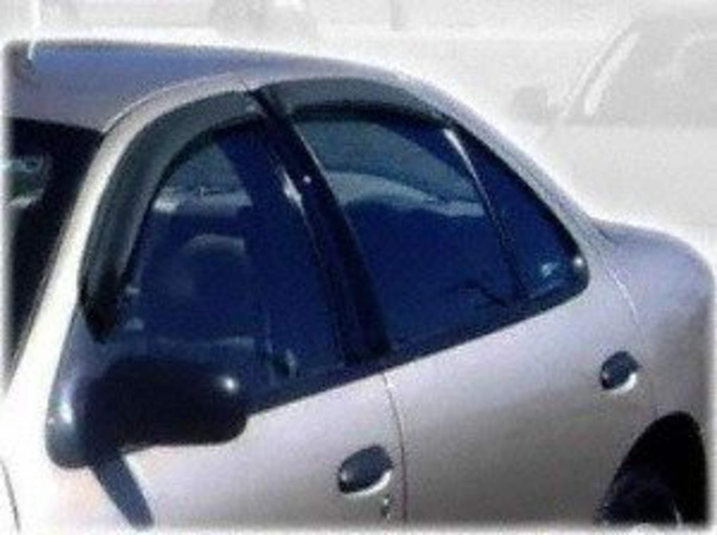 94817 DÉFL VITR FUM4