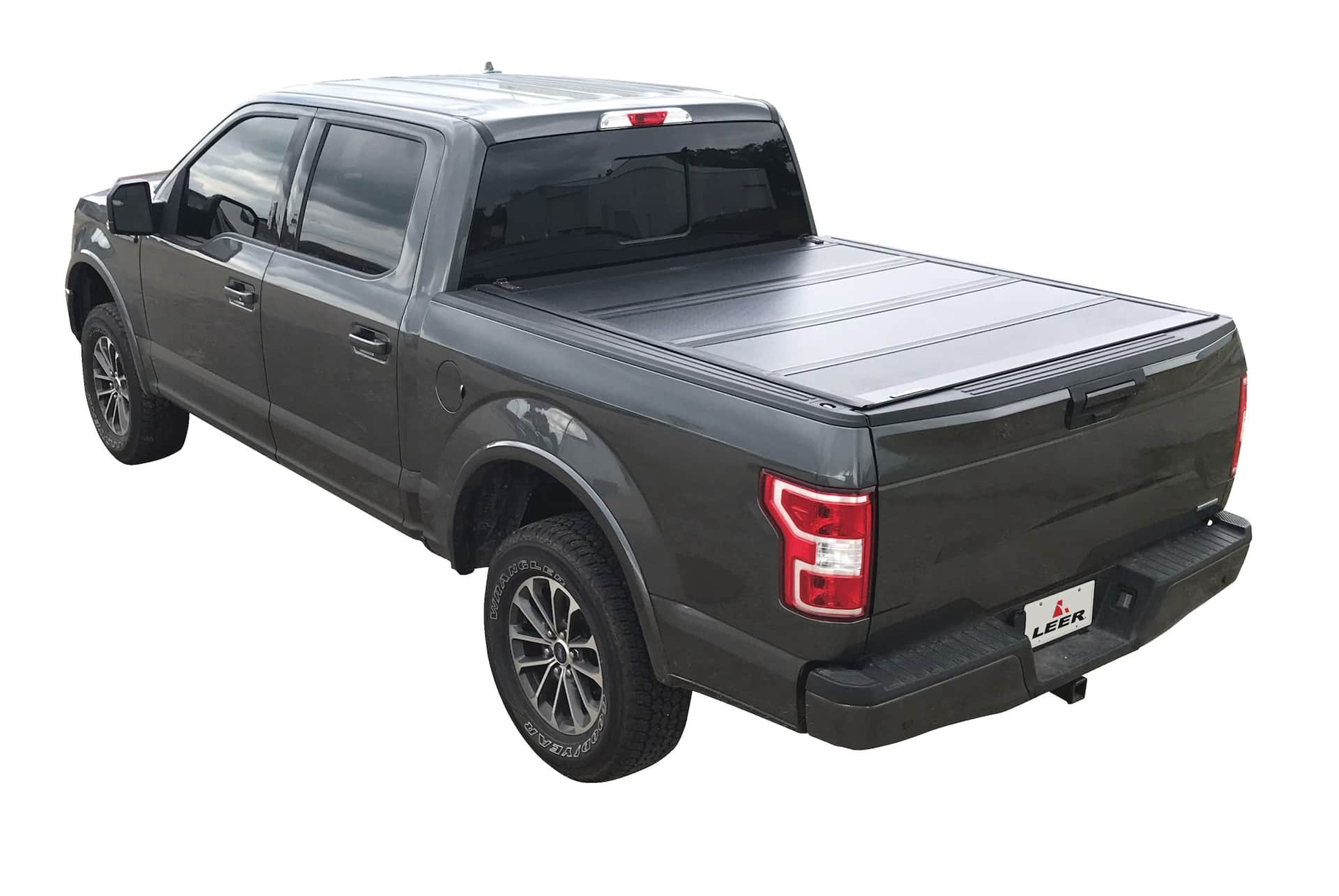 LEER HF650M Flush Folding Tonneau Cover | Canadian Tire