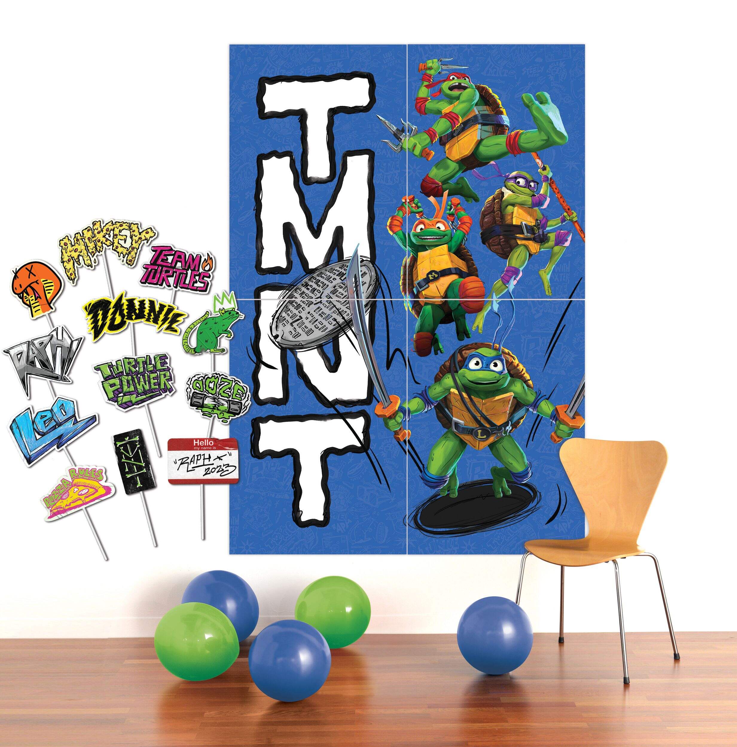 Teenage Mutant Ninja Turtles Scene Setter with Photo Booth Props Front_Flat