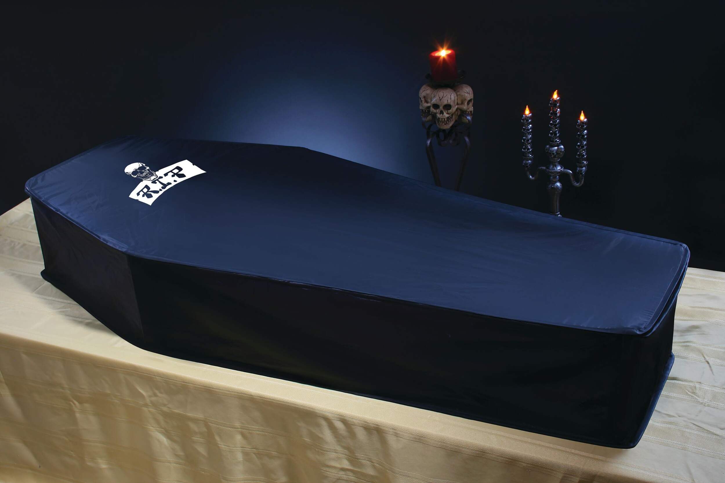 "RIP" Collapsible Coffin Halloween Decoration, Black, 5-ft Overhead_Plunge