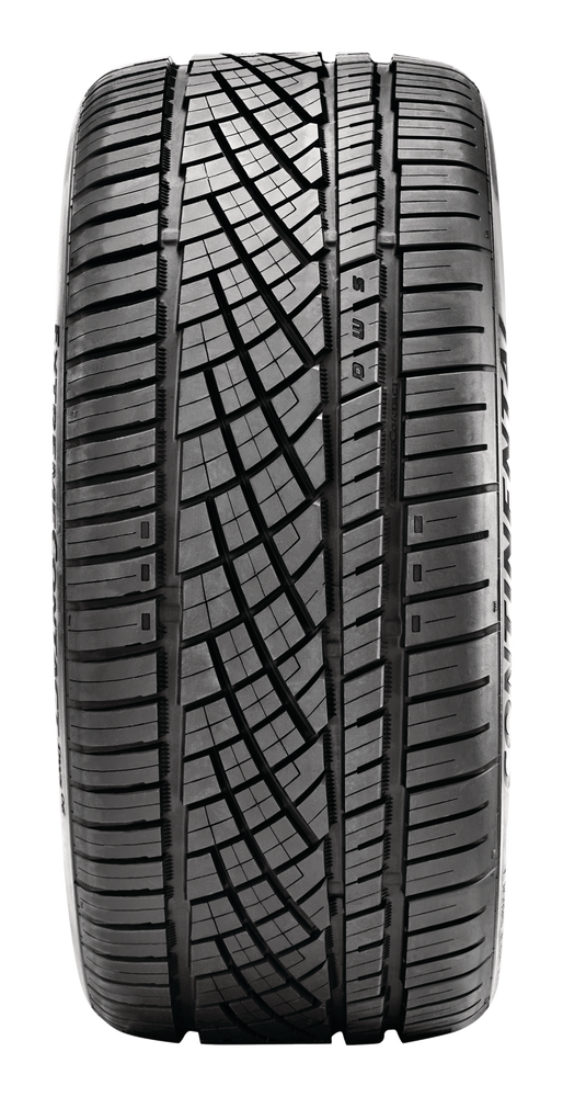 Continental ExtremeContact DWS06 All Season Tire For Truck & SUV