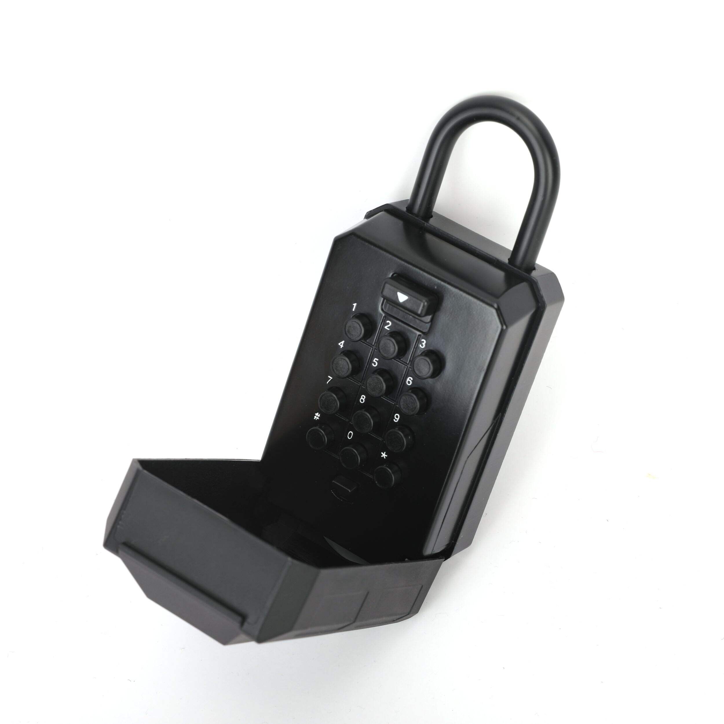 Mastercraft Outdoor Push Button Combination Key Lock Box Front_Angled_Left