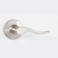 Serrure de porte de couloir à levier Garrison Juran, nickel satiné Front_Angled_Right