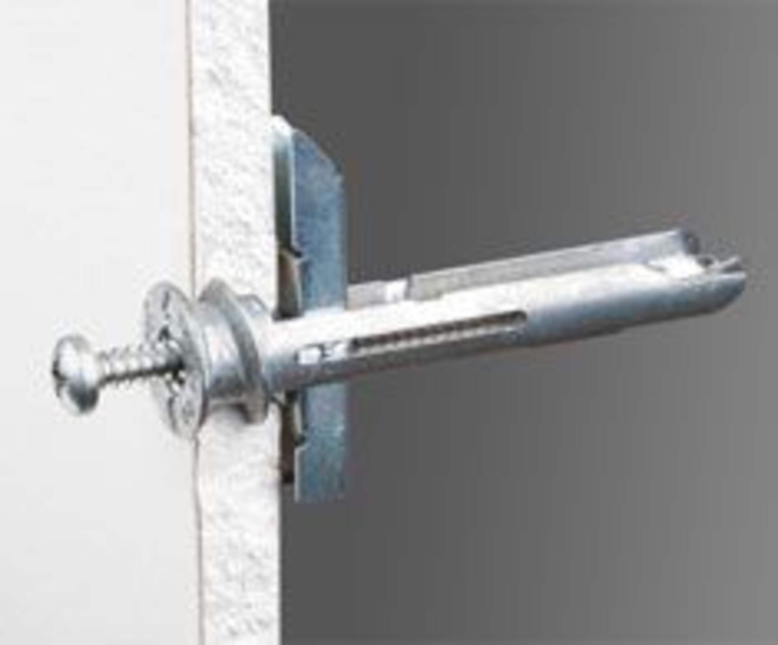 EZ Ancor EZ Toggle with Pan Head Screws Canadian Tire