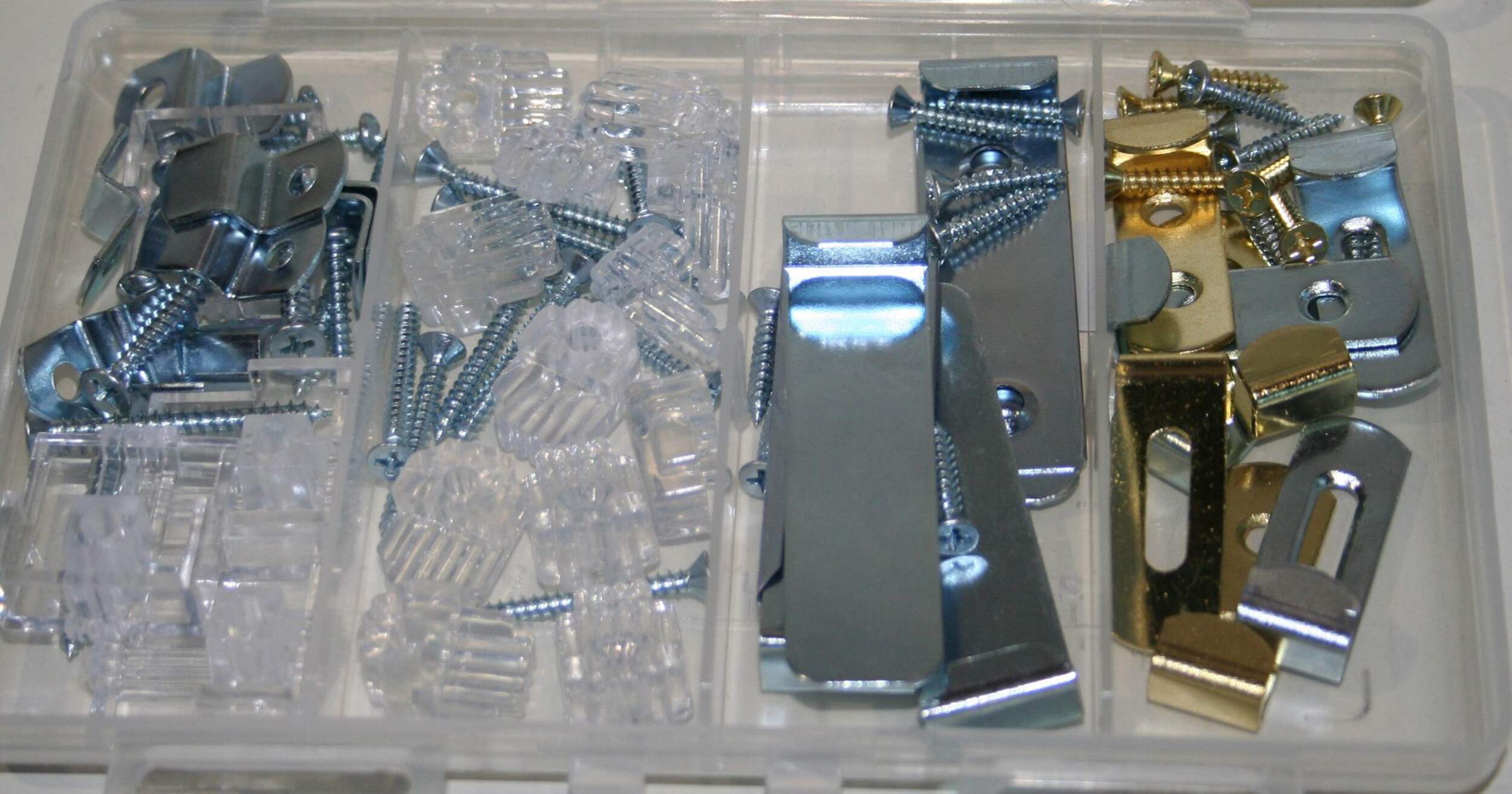 Buildex Assorted Mirror Hangers Composite_or_Mixed