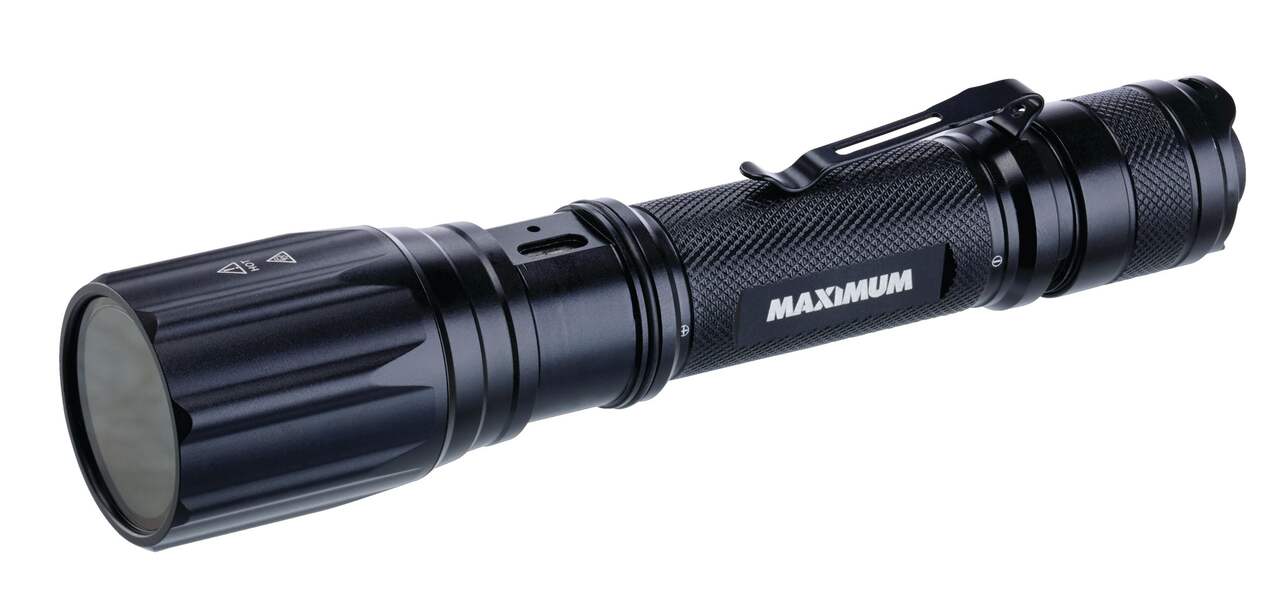 Lampe de poche à DEL rechargeable UV étanche MAXIMUM, 1000 lumens, piles  comprises, noir