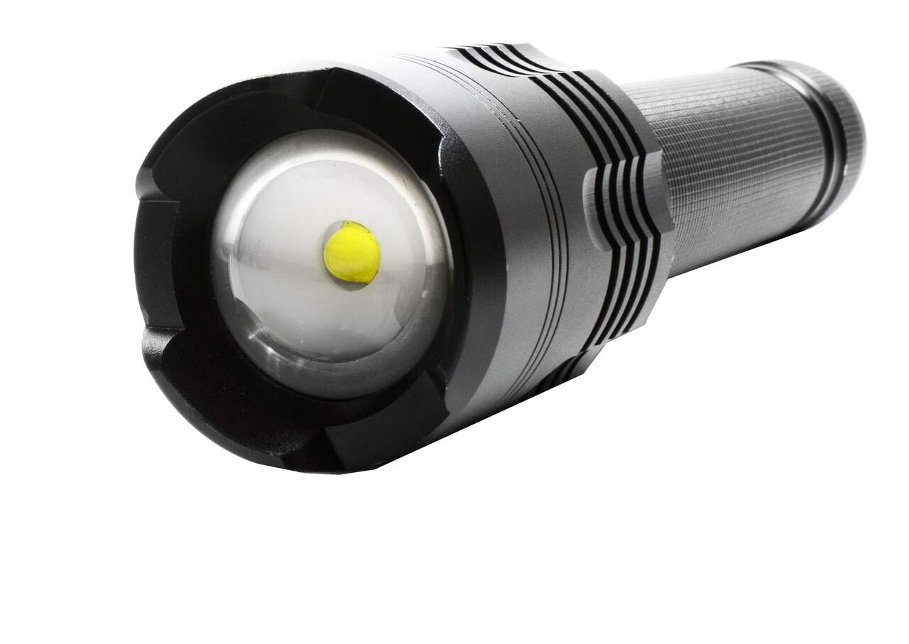https://media-www.canadiantire.ca/product/fixing/hardware/household-flashlights/0653121/police-security-skylar-3300-lumen-flashlight-87ee13c7-7e24-4a80-822e-84b5867a8ab2-jpgrendition.jpg?imdensity=1&imwidth=1244&impolicy=mZoom