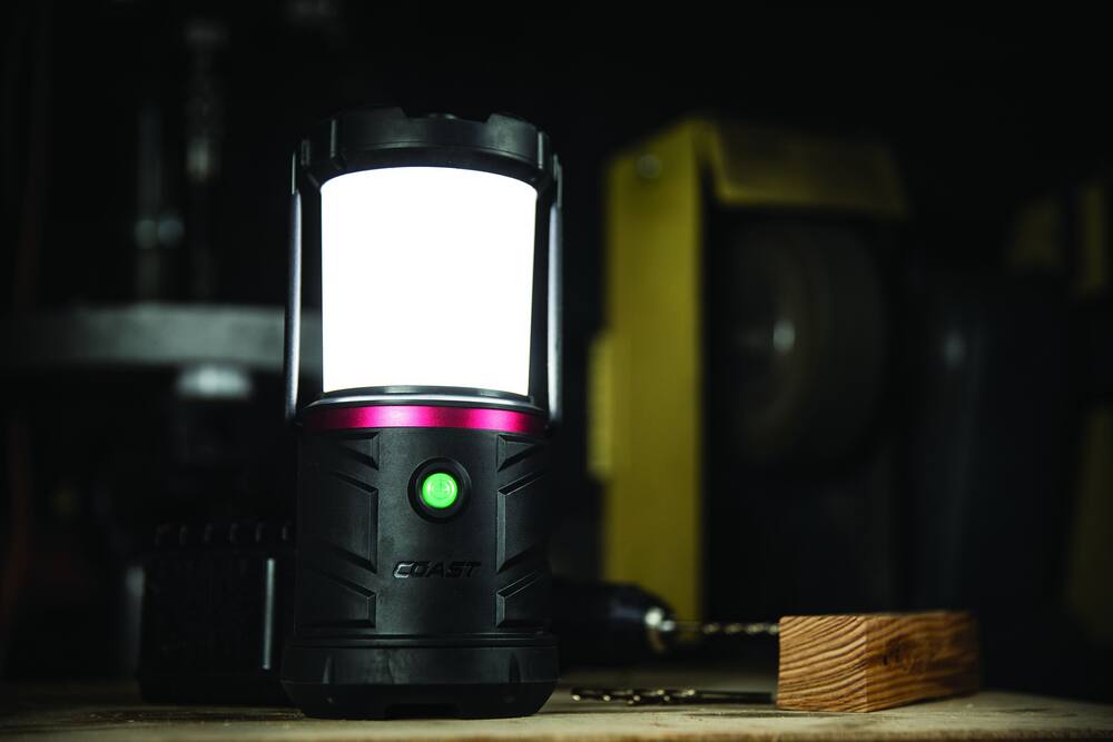 coast 1300 lumen lantern