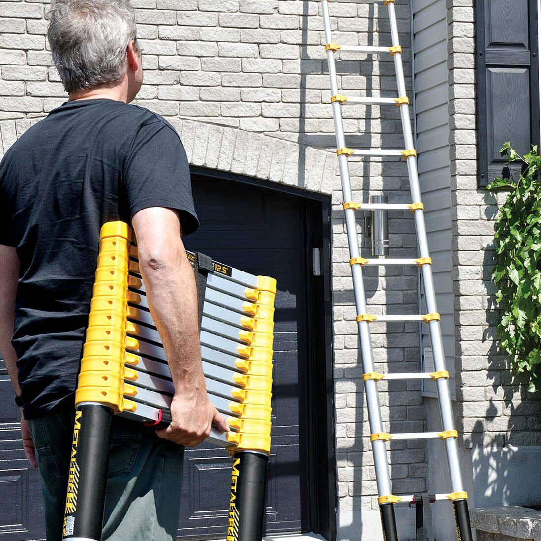 MetalTech CSA Approved Grade 1 Aluminum Telescopic Ladder 12.5 ft 250 lb Canadian Tire