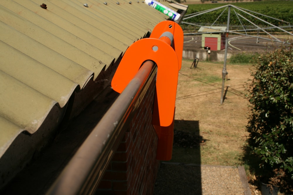 Ladder's Little Helper Plastic Stabilizer for Ladders Canadian Tire