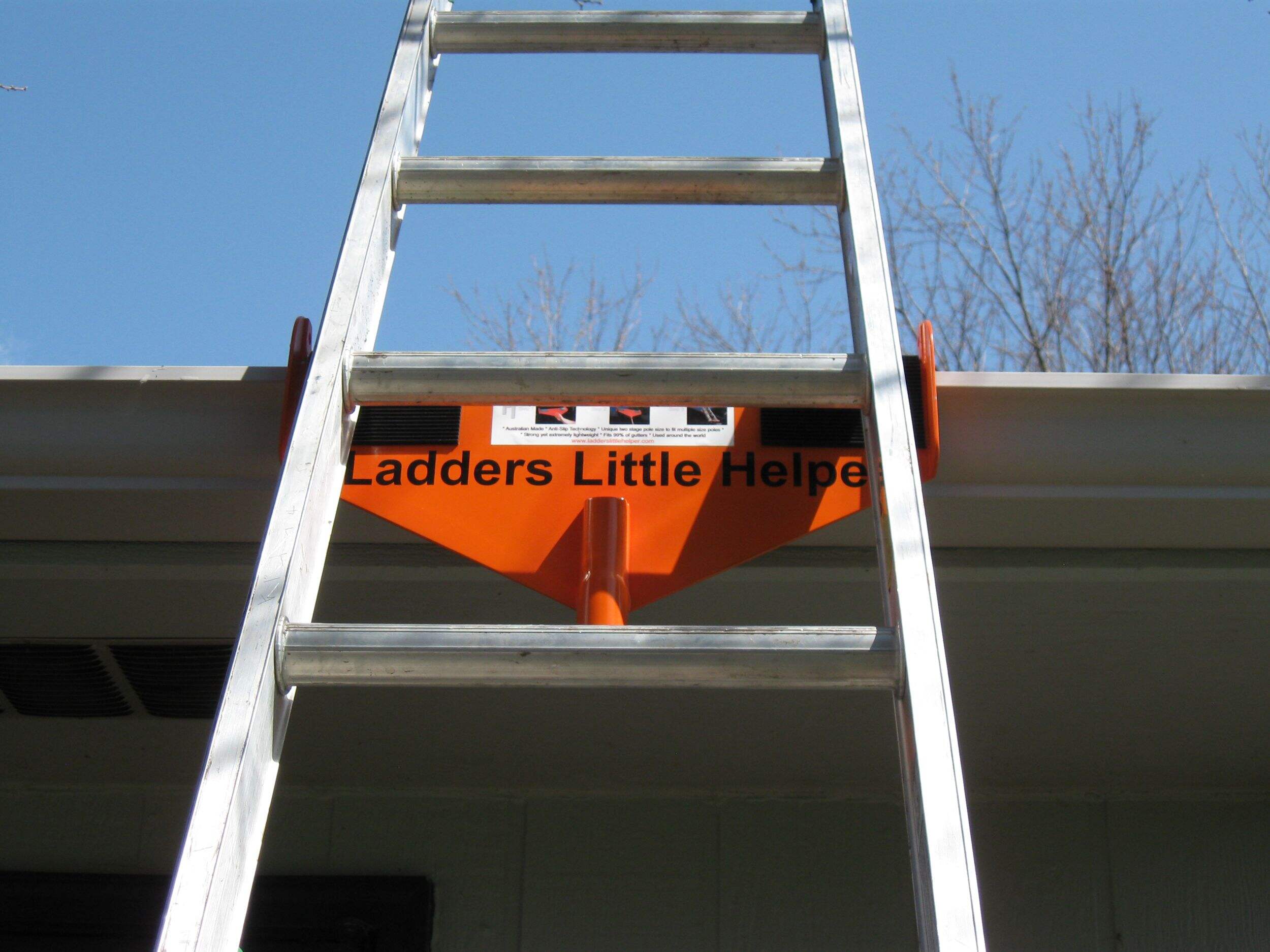 Ladder's Little Helper Plastic Stabilizer for Ladders Canadian Tire