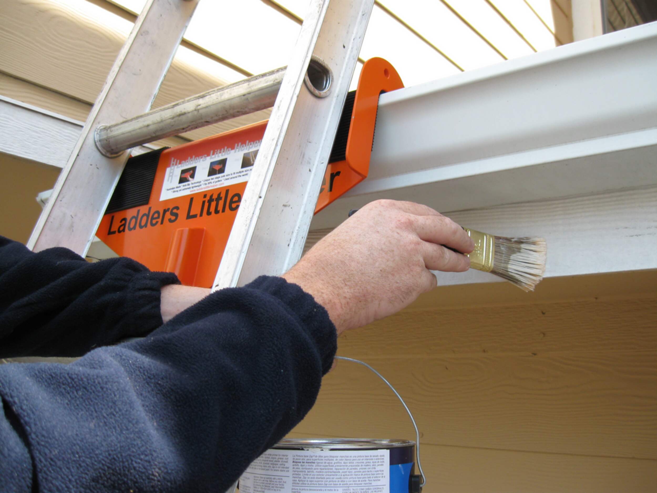 Support à échelle en plastique Ladder's Little Helper Canadian Tire