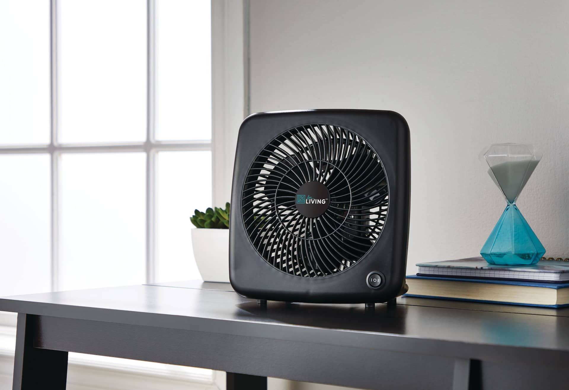 Mini table fan 2024 online shopping