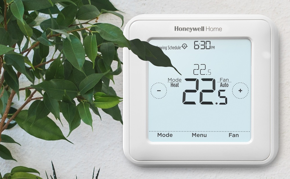 Honeywell Home T5 Touchscreen Programmable Thermostat Canadian Tire