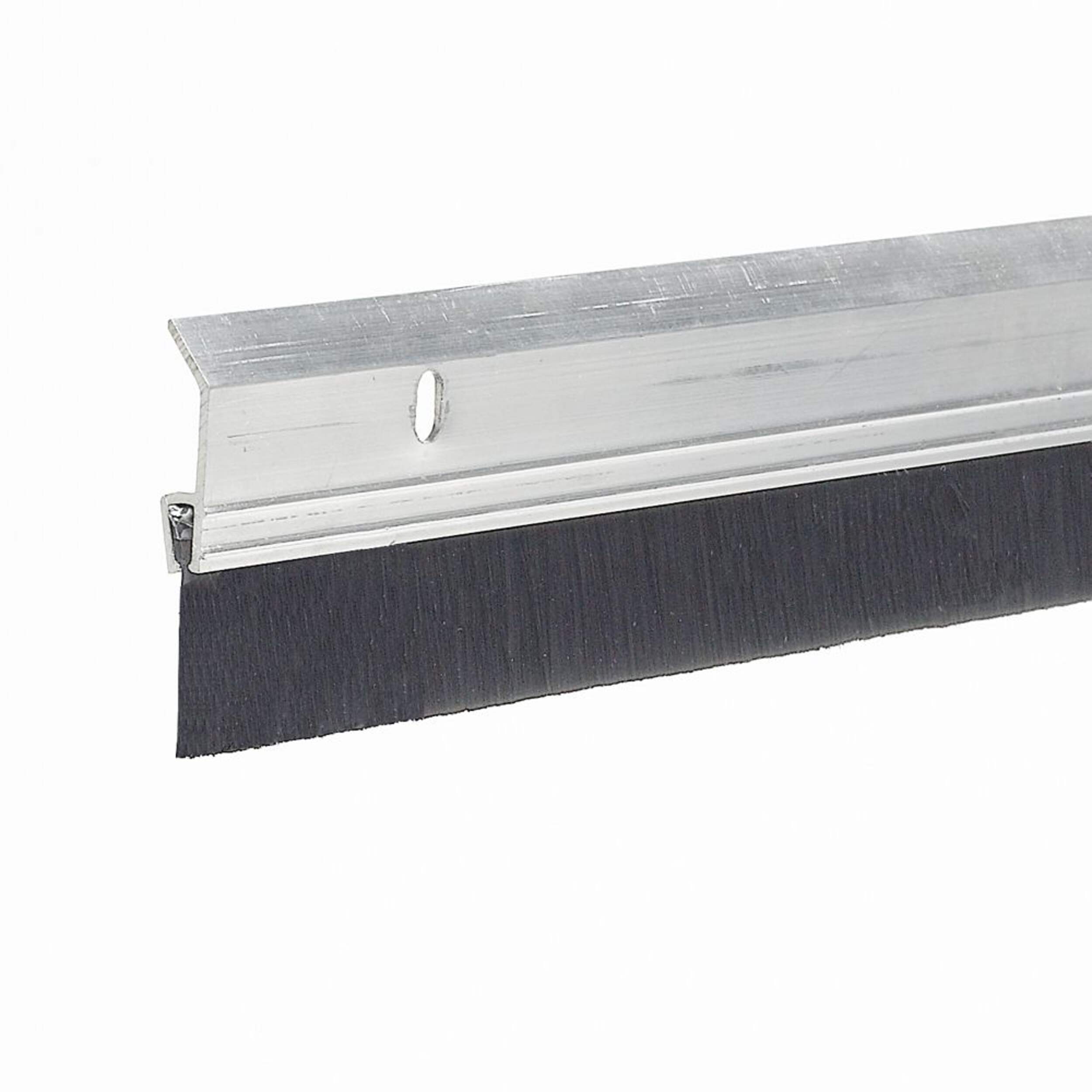 Joint de porte brosse en aluminium très robuste Frost King, 2 x 36 po, argent Front_Angled_Right