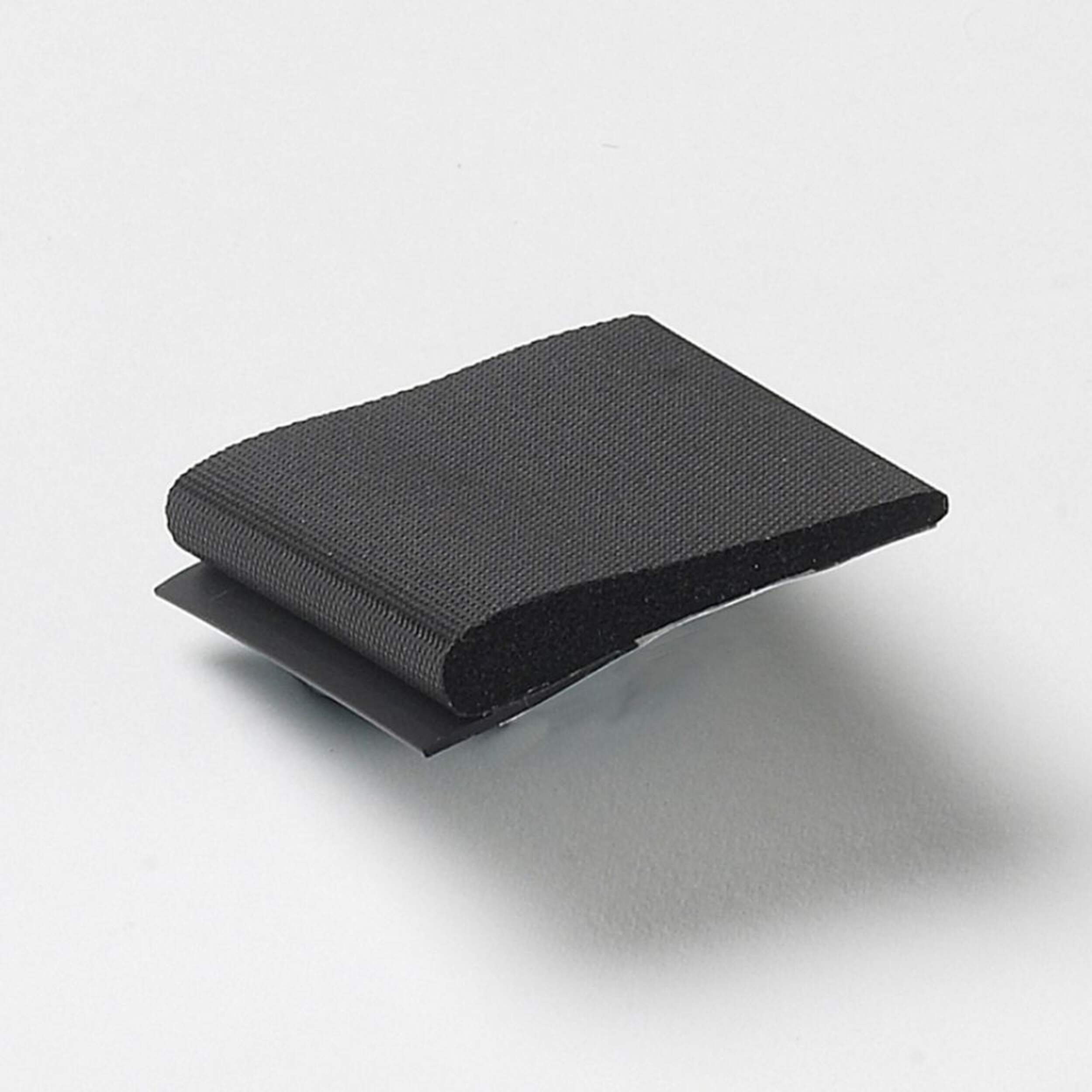 Frost King Door Corner Guard/Seal, 1-1/2 in. x 1-3/4 in, Black, 4-pk Front_Angled_Right