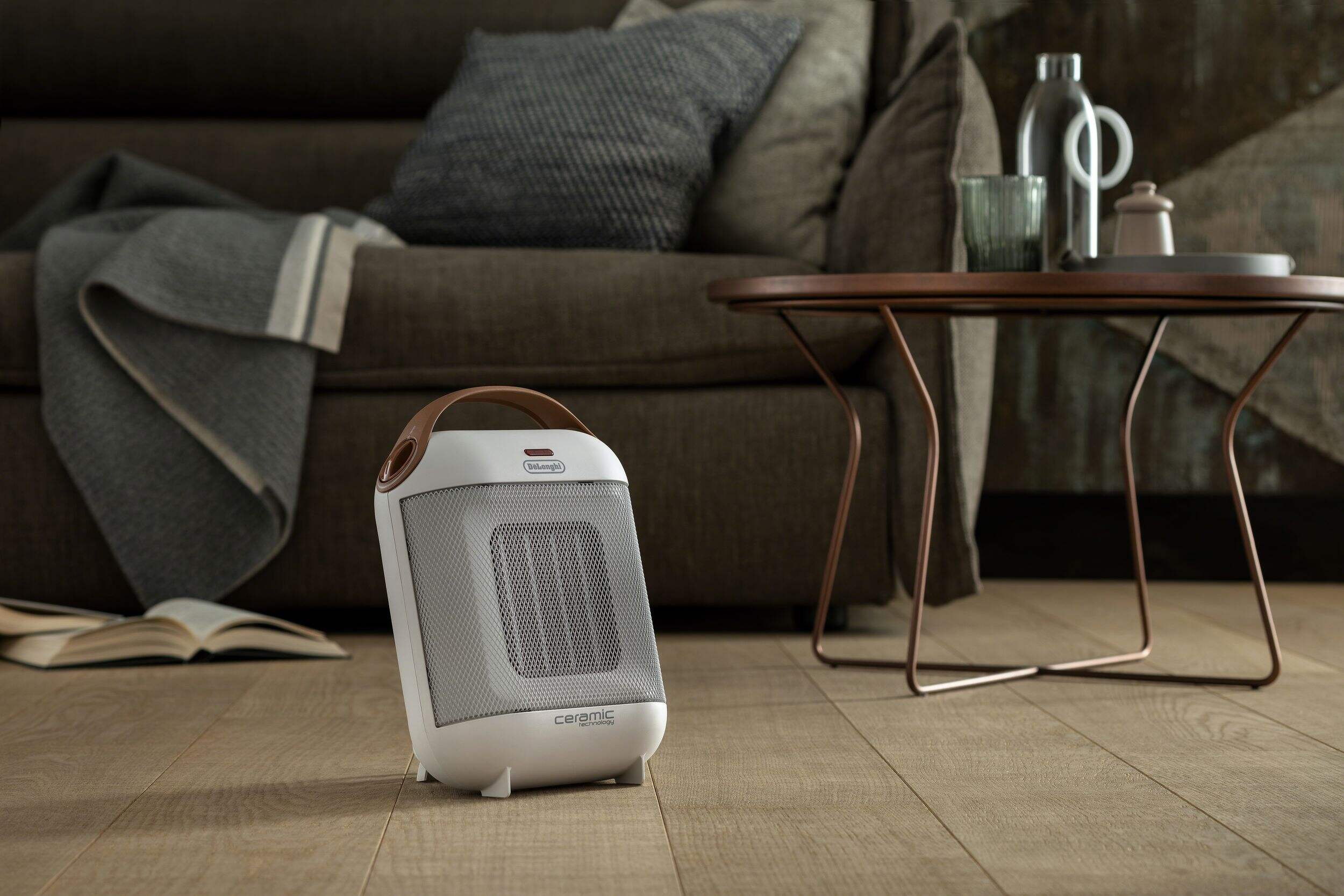 DeLonghi HFX30C15.WCA Capsule Ceramic Heater, White Canadian Tire