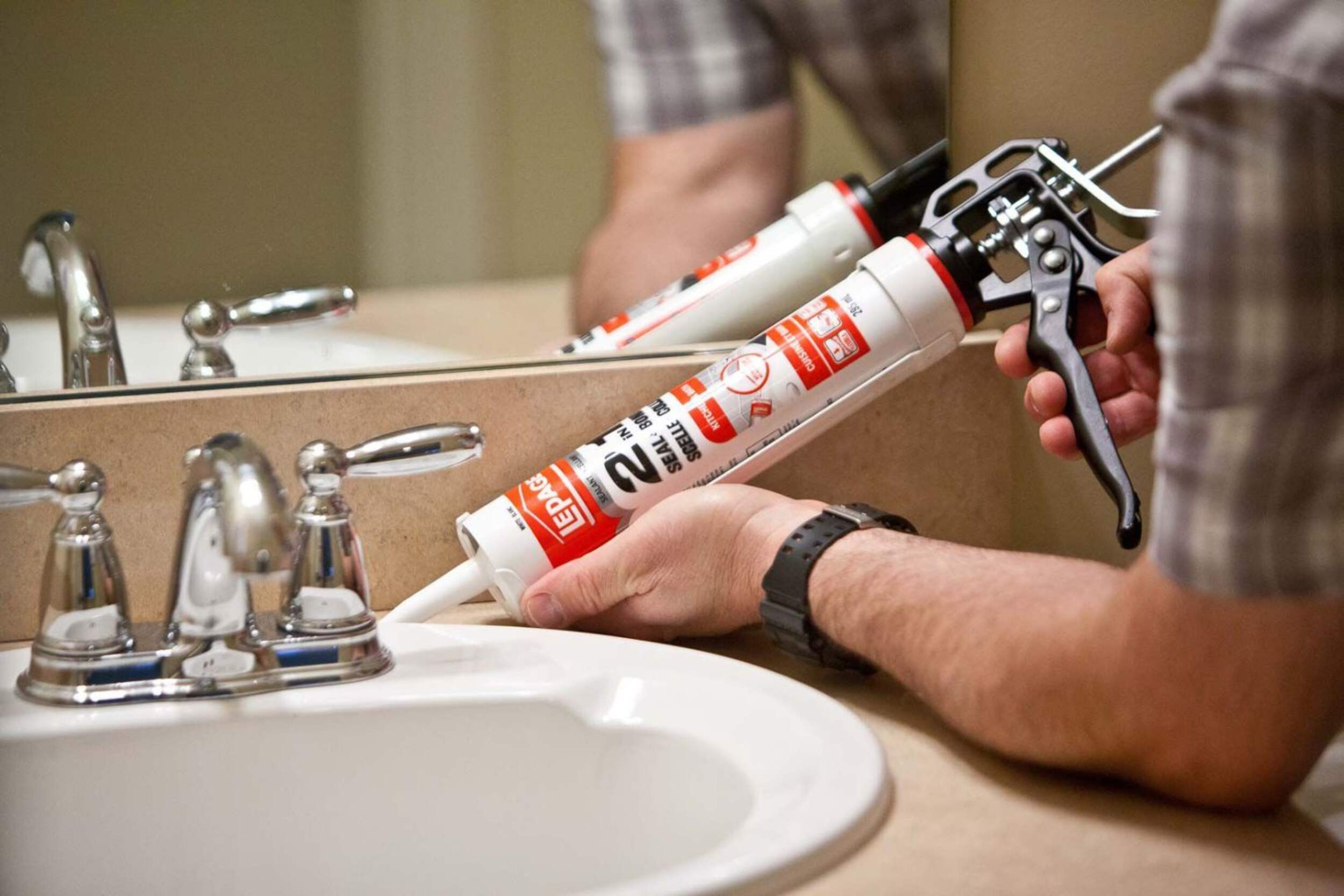 LePage 2in1 Seal & Bond Bath & Kitchen Caulk Sealant, WaterResistant