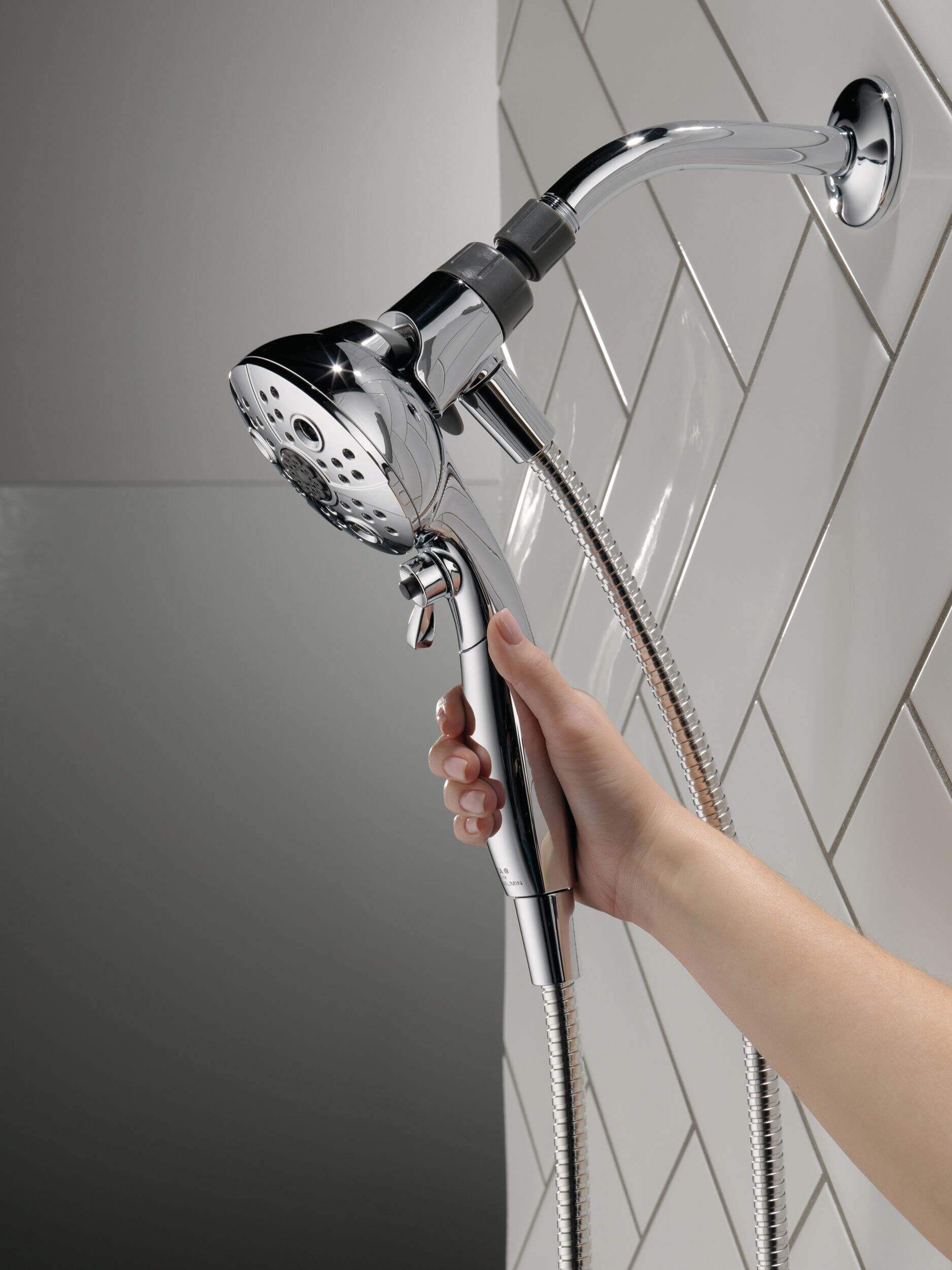 Delta Faucet SureDock™ 5Setting Handheld Shower Head with