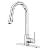 Robinet d'évier à bec extensible Pfister Modern, chrome Front_Three_Fourths_Angled_Left