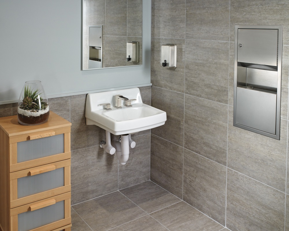 Delta Ara 2Handle Wide Spread Bathroom Faucet with Channel Spout