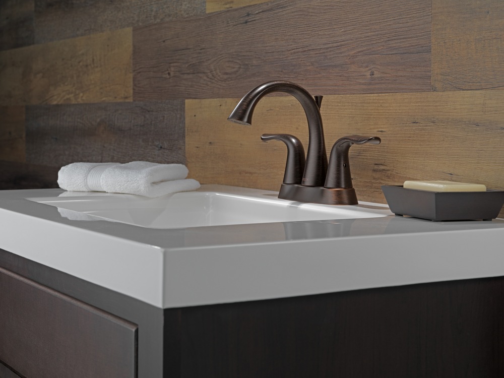 Delta Faucet Lahara® Double Handle Rigid Spout 4in Centerset Bathroom