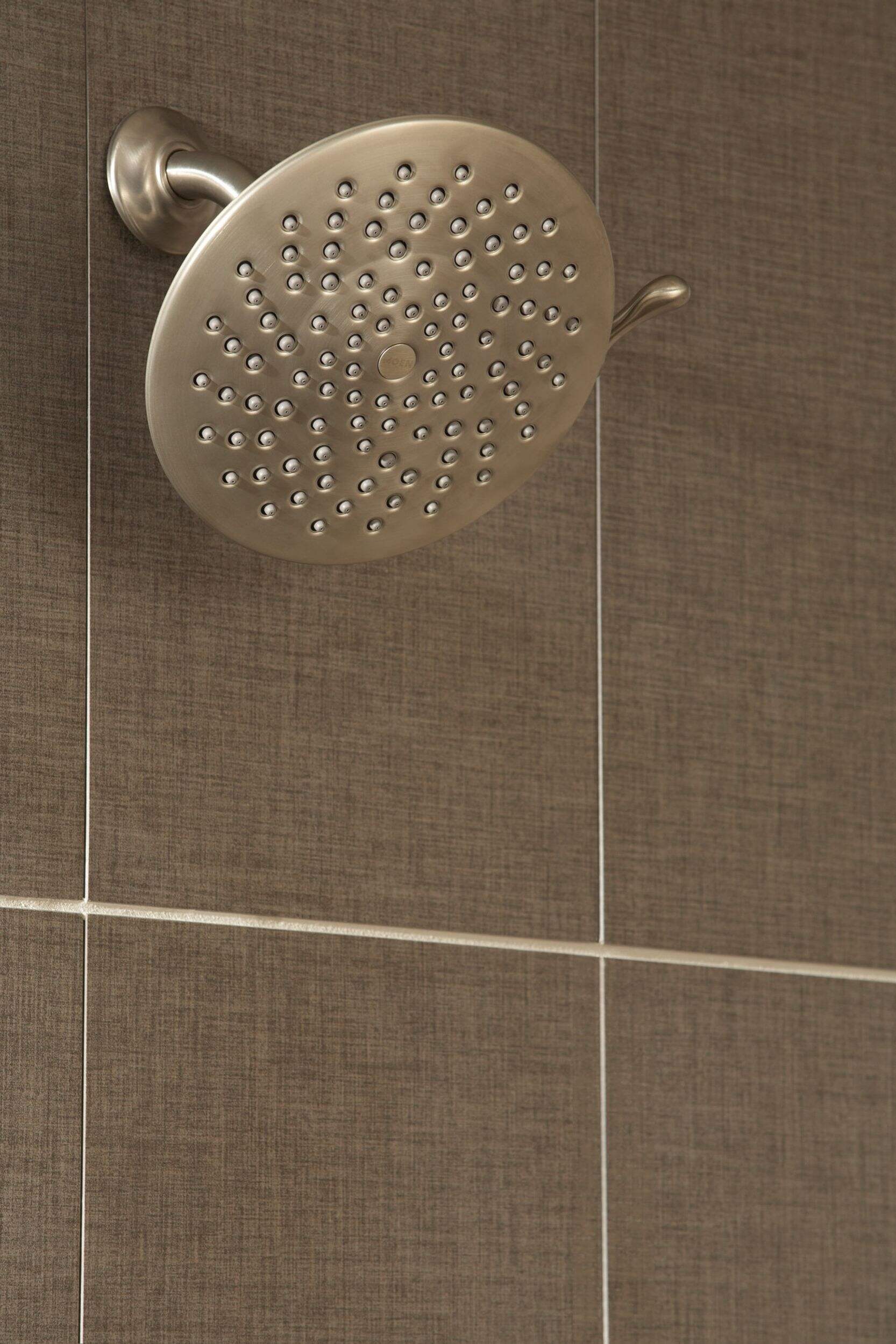 Moen 2S 8in Rainshower with Immersion Technology, Chrome Canadian Tire